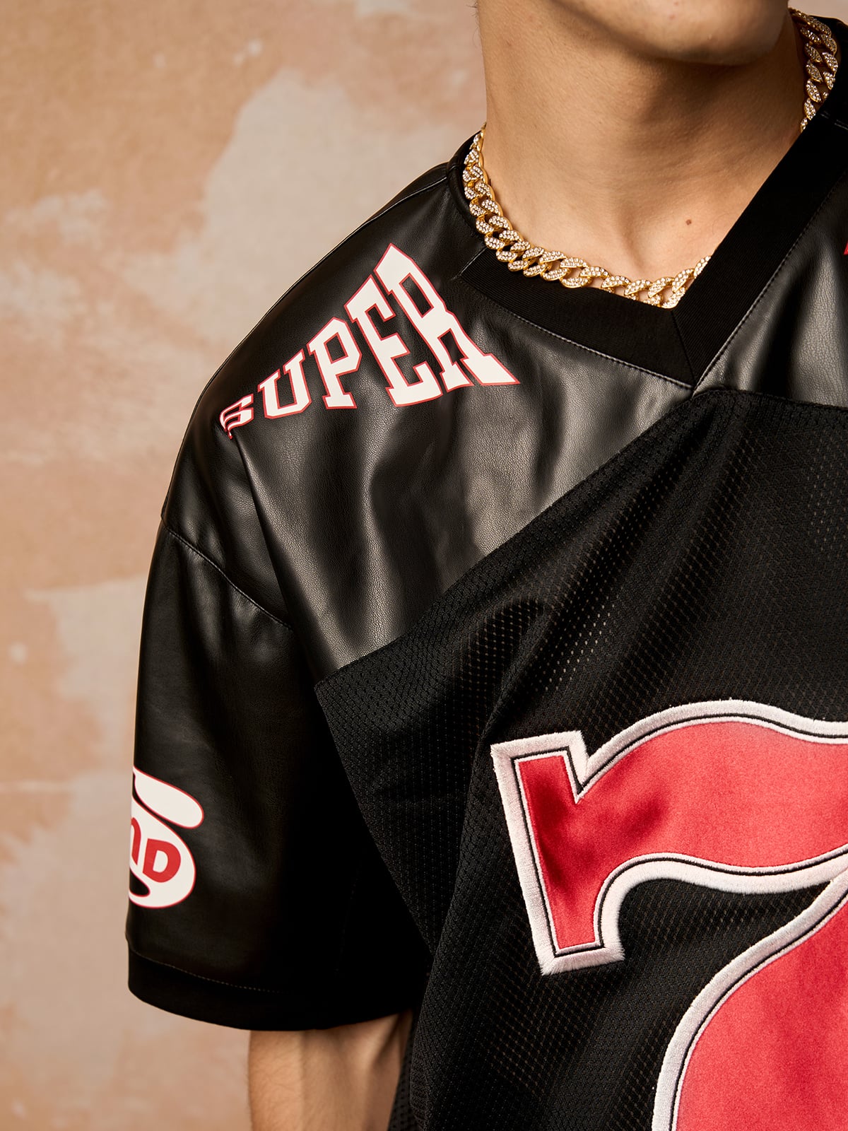 Original "SUPER 7" V-Neck Jersey T-SHIRT