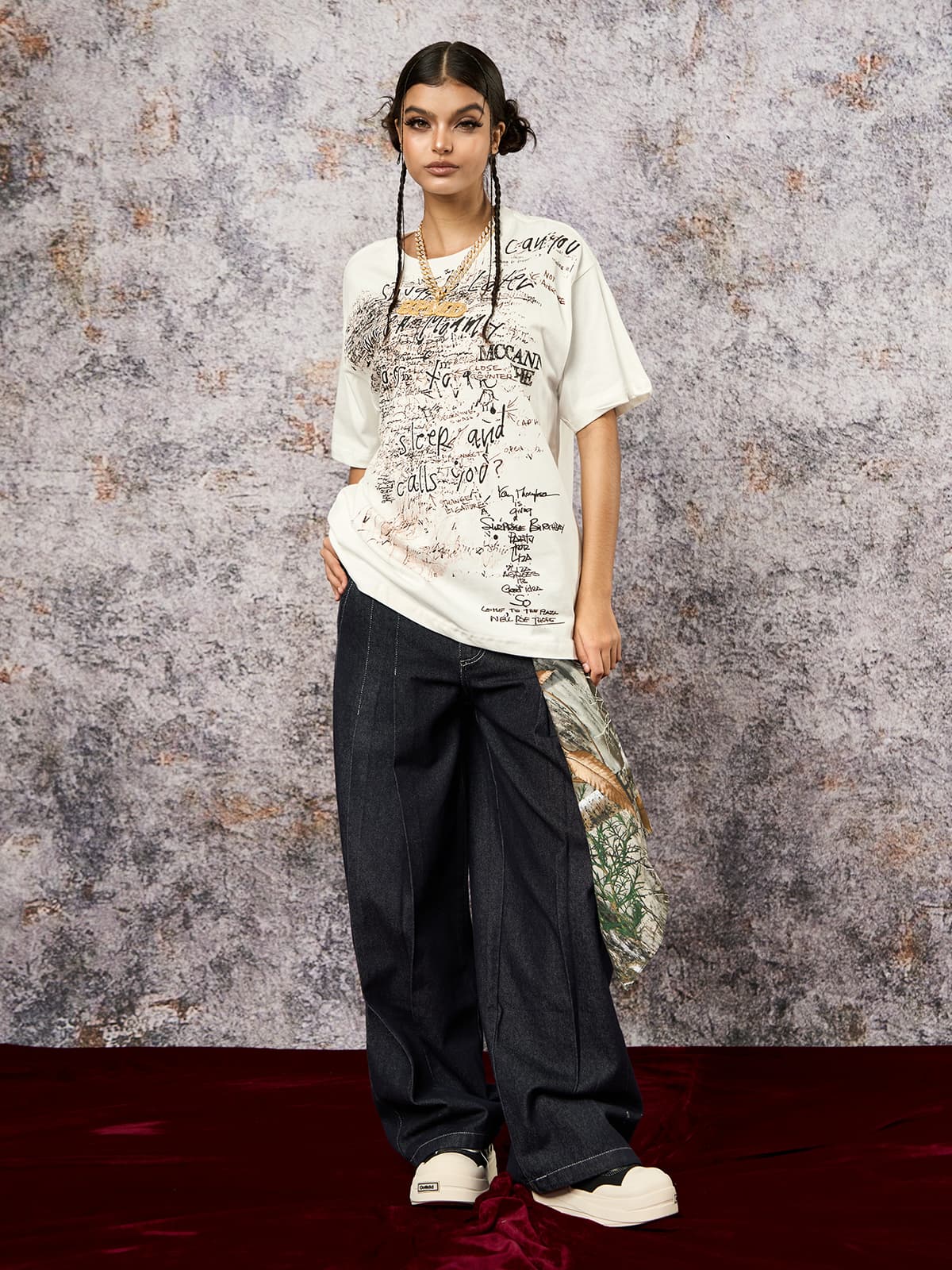 Graffiti Letter Print Oversized T-Shirt