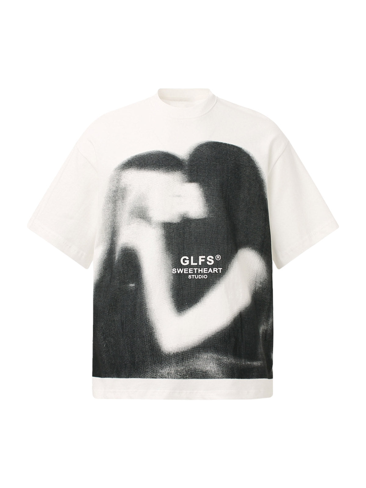 Abstract “KISS” Graphics T-Shirt