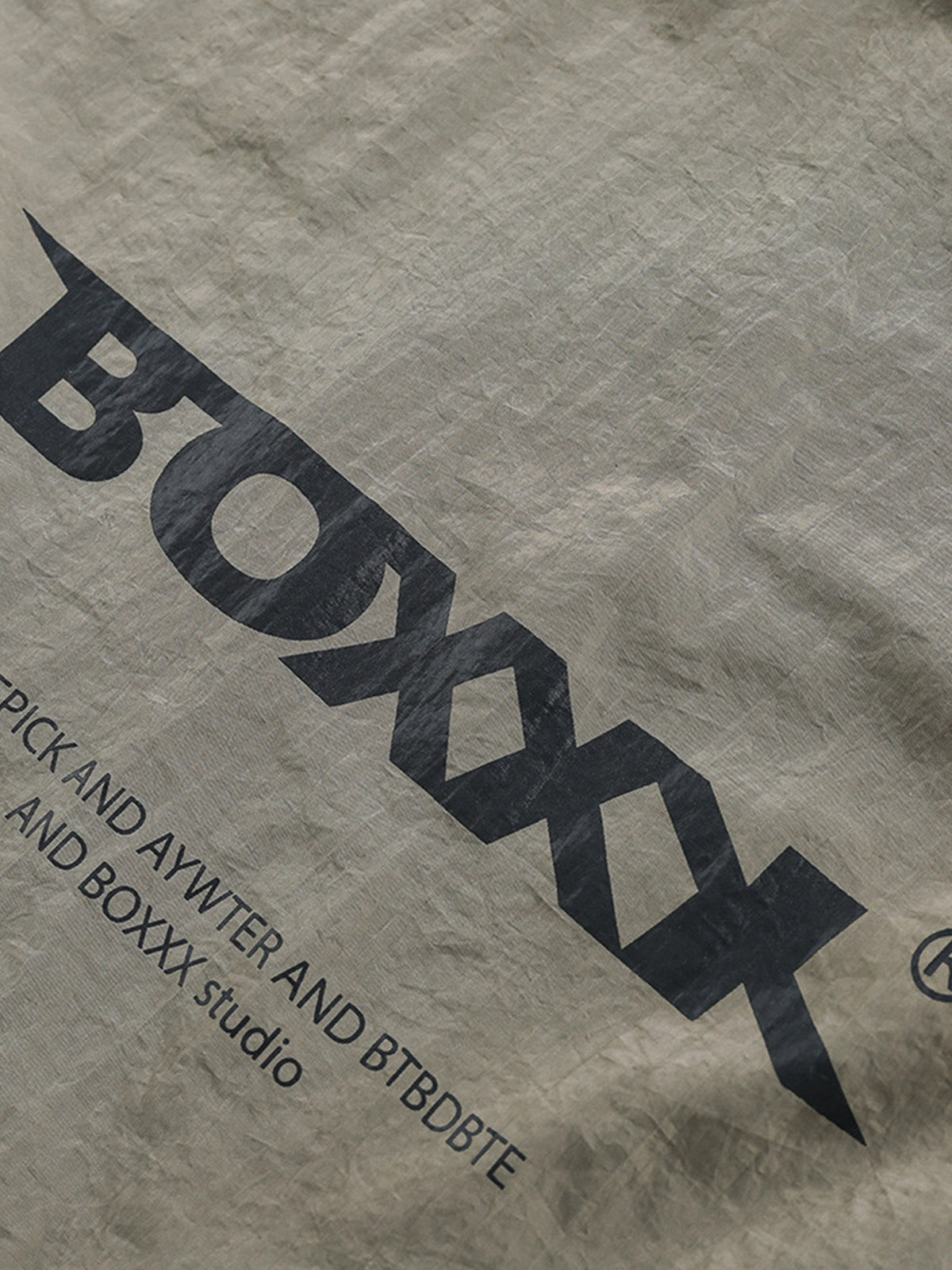 Sporty Outdoor Long-Sleeve T-Shirt